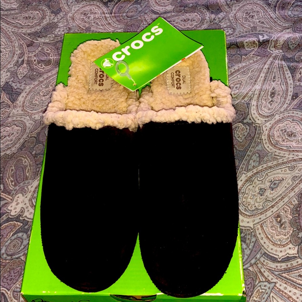 Crocs Brown Suede Clogs 7 NEW